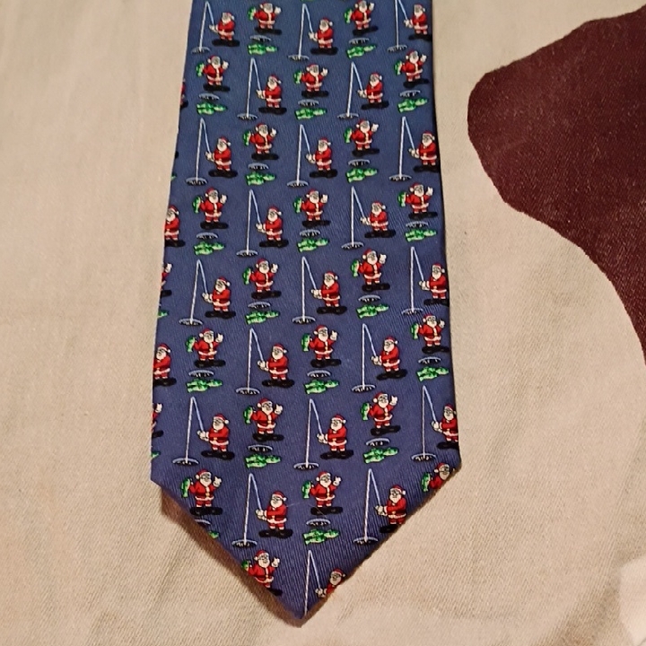 Vineyard Vines Santa Fishing Necktie